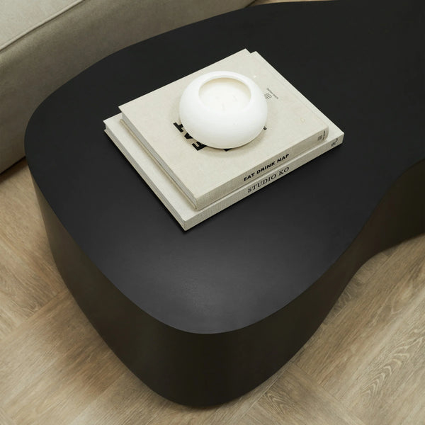 Minimalistische Grote Onregelmatig Vormige Betonnen Salontafel Zwart=Coffee Table – Concrete – Irregular – Black