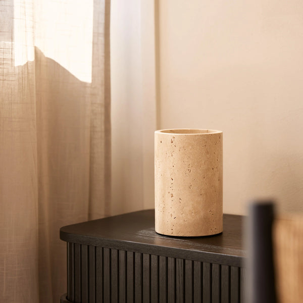 Travertine vaas/wijnkoeler Ø12x18cm=Vase – Travertine – Wine Cooler – Ø12×18 cm